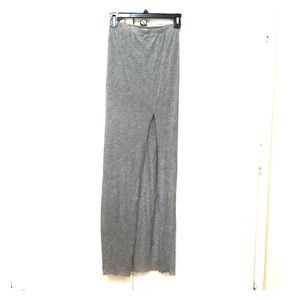 Side slit grey skirt